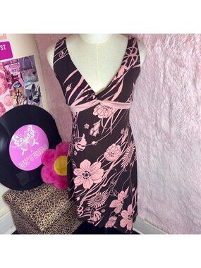 Vintage Charlotte Russe floral print dress